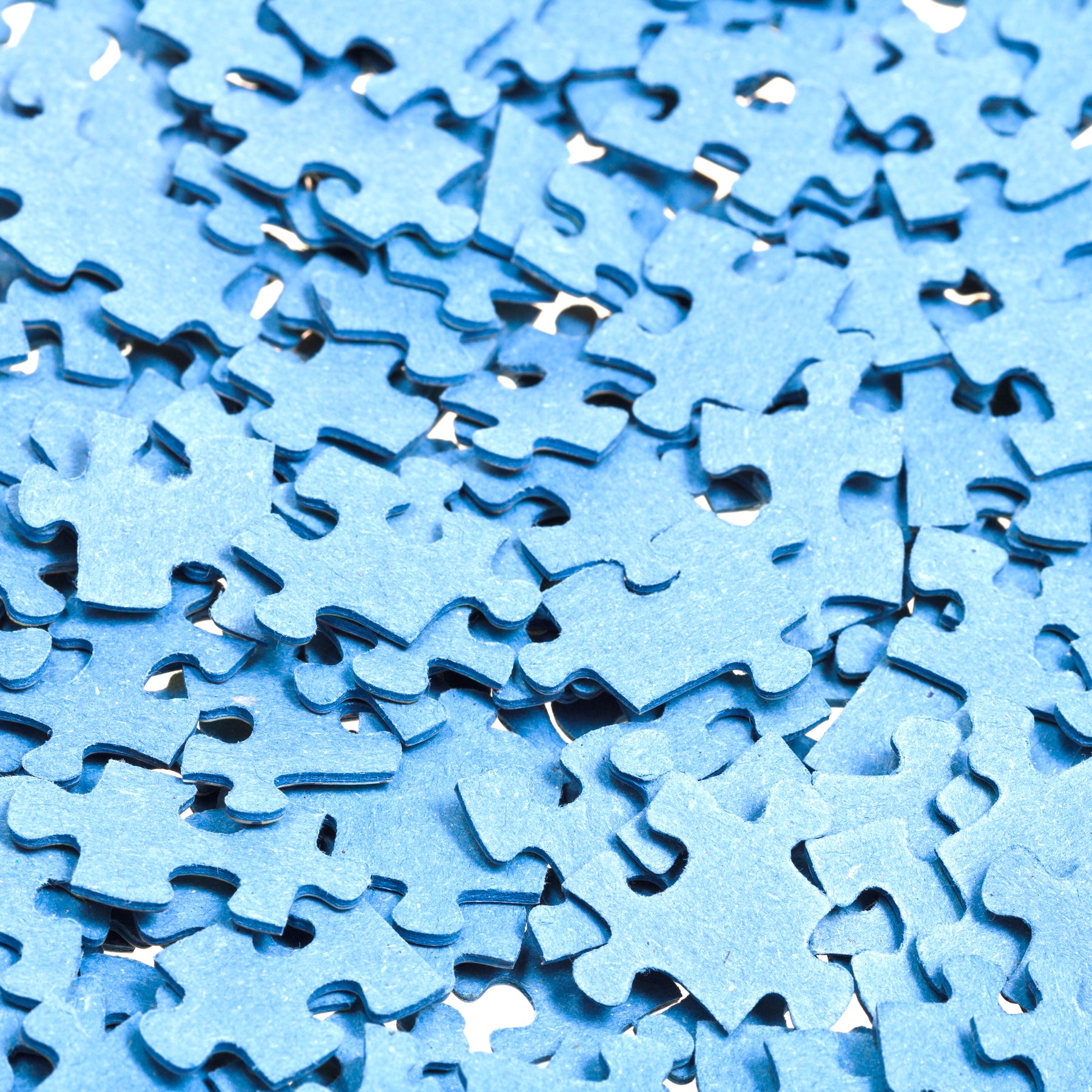 Mastering the Art of 1000 Piece Puzzle Solving: A Guide by Brain Tree Games