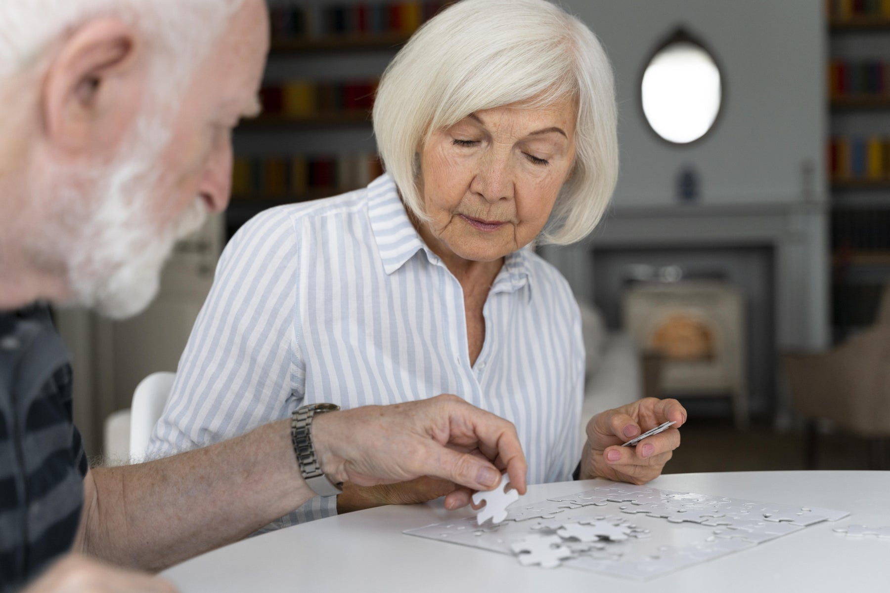 The Benefits of Jigsaw Puzzles for Dementia and Alzheimer's: How Puzzles Can Improve Cognitive Function and Quality of Life